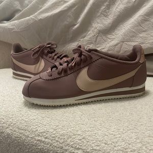 Nike Cortez